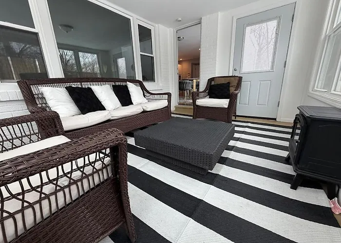 Thecreekhouse 5br Sanctuary W Sunroom And Games *