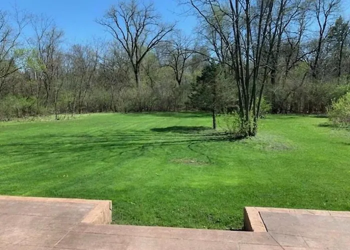 Thecreekhouse 5br Sanctuary W Sunroom And Games Rockford